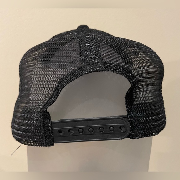 CATERPILLAR RETRO TRUCKER CAP BLACK ON BLACK - Picture 2 of 3